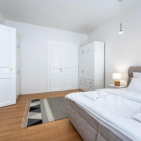 Wishlist Old Prague Residences - New Town Apartment