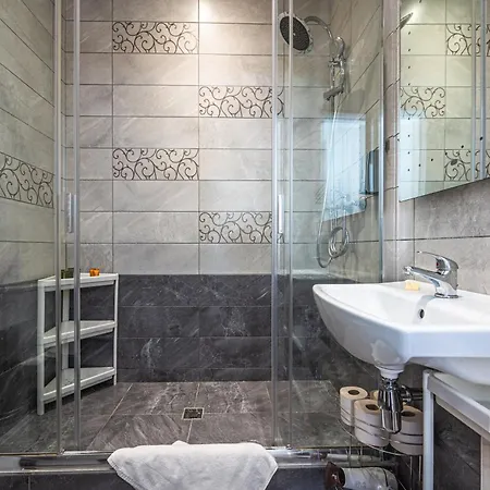 Wishlist Old Prague Residences - New Town Apartment
