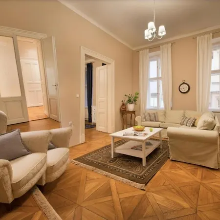 Wishlist Old Residences - New Town Apartman *