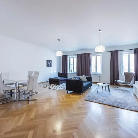 Wishlist Old Residences - New Town Praga